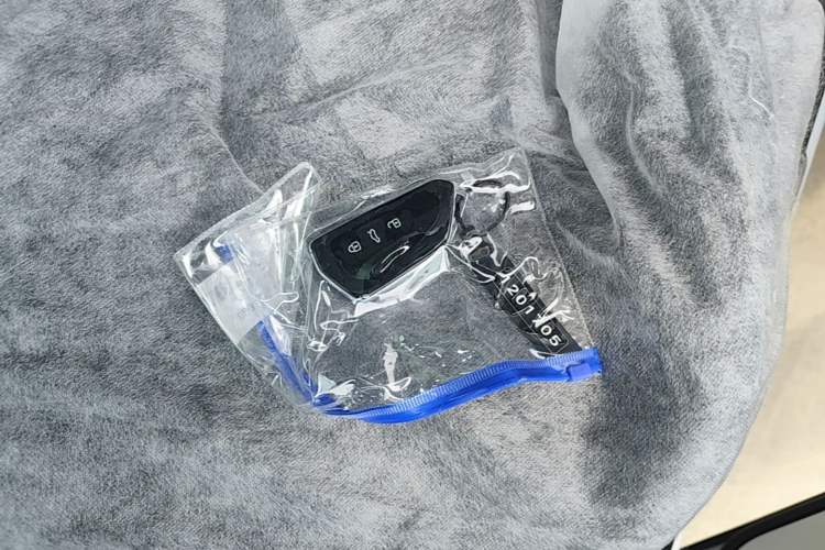 Used Volkswagen ID.UNYX 2025 Pure Model Vehicle Key