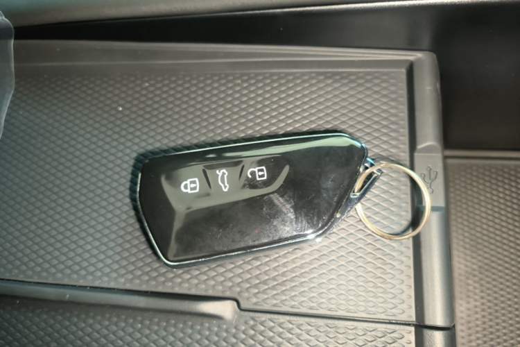 Used Volkswagen ID.UNYX 2025 Pure Model Vehicle Key