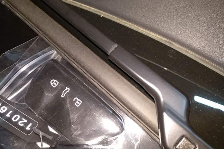 Used Volkswagen ID.UNYX 2025 Pure Model Vehicle Key