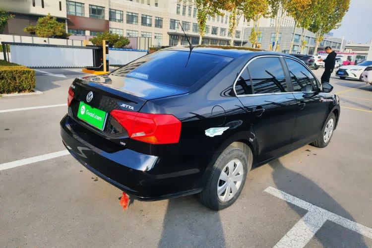 Used Volkswagen Jetta 2017 1.5L Manual Fashion Edition Exterior 3