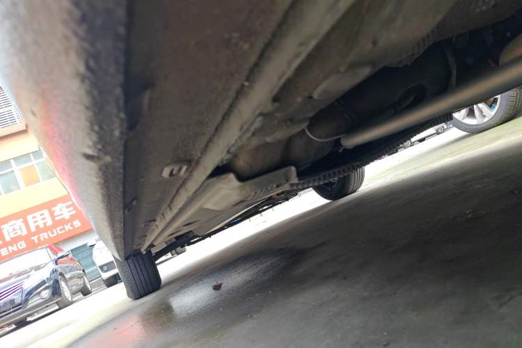 Used Volkswagen Jetta 2013 1.6L Manual Fashion Edition Left Side Sill