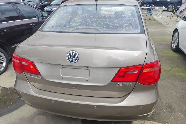 Used Volkswagen Jetta 2013 1.6L Manual Fashion Edition Rear