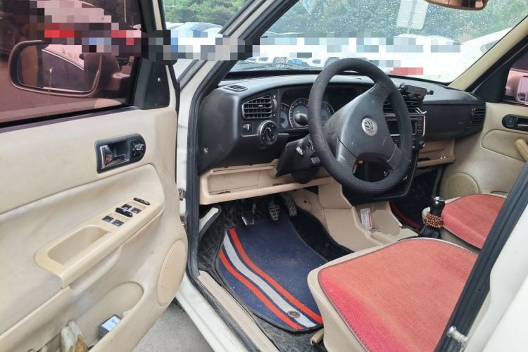 Used Volkswagen Jetta 2006 GIF Avant-Garde Millionth Anniversary Edition Driver Seat