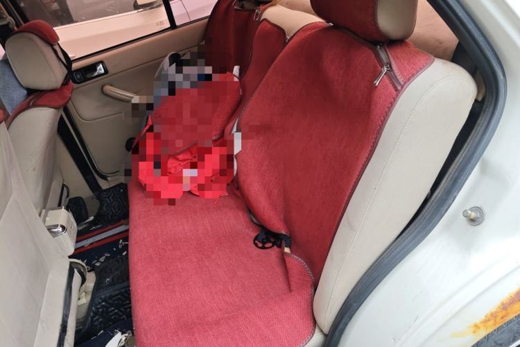 Used Volkswagen Jetta 2006 GIF Avant-Garde Millionth Anniversary Edition Left Rear Seat
