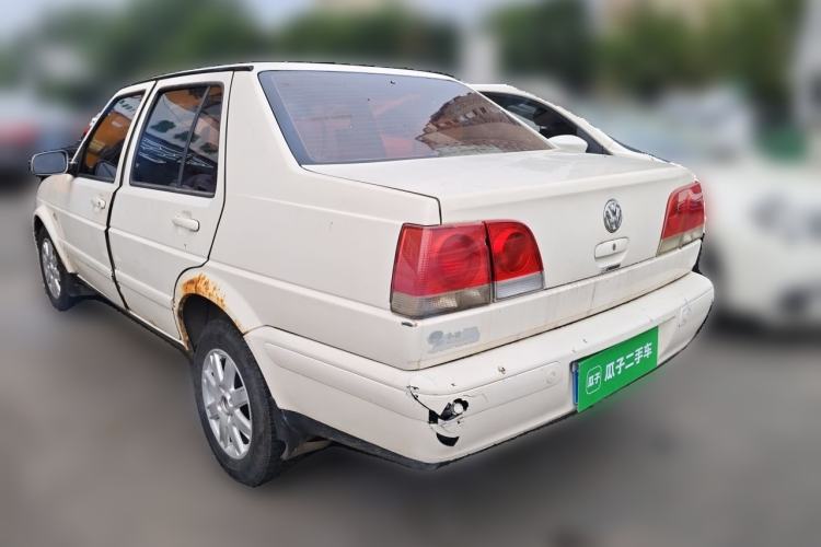 Used Volkswagen Jetta 2006 GIF Avant-Garde Millionth Anniversary Edition Rear Left 45 Deg