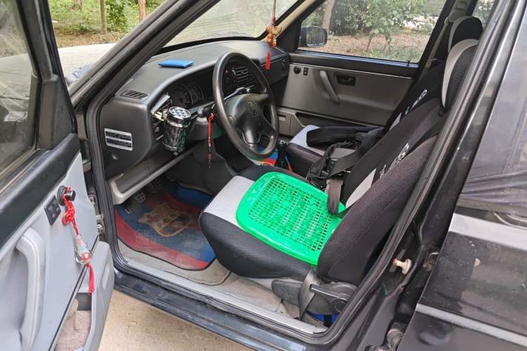 Used Volkswagen Jetta 2008 CiF-P Partner Driver Seat