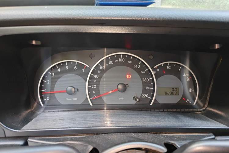 Used Volkswagen Jetta 2008 CiF-P Partner Instrument Cluster