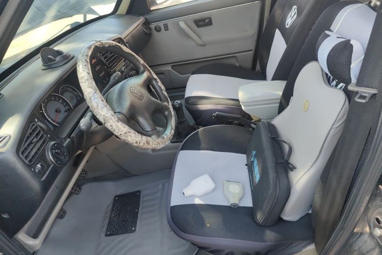 Used Volkswagen Jetta 2008 CIX-P Partner Model Left Front Seat