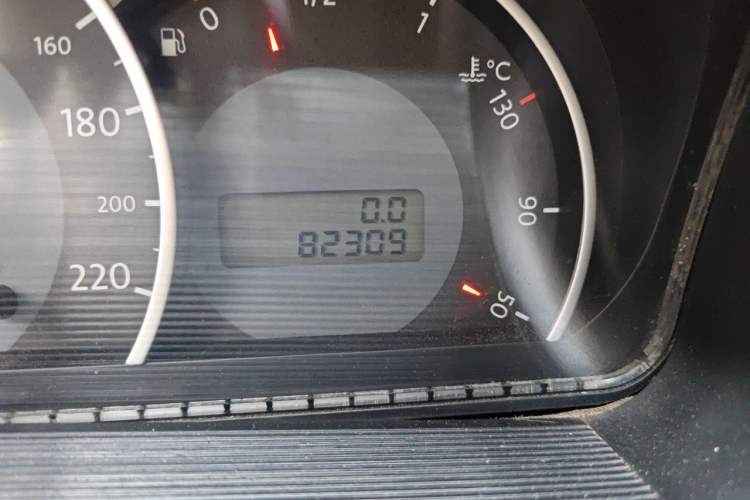 Used Volkswagen Jetta 2008 CiF-P Partner Odometer Close Up