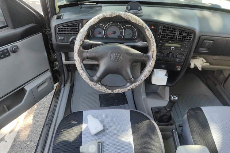Used Volkswagen Jetta 2008 CIX-P Partner Model Steering Wheel