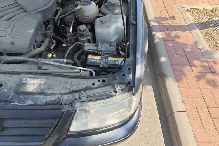 Used Volkswagen Jetta 2008 CIF Spring Model Engine Bay Left
