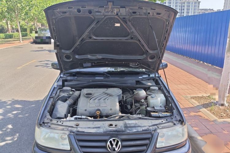 Used Volkswagen Jetta 2008 CIF Spring Model Engine Bay