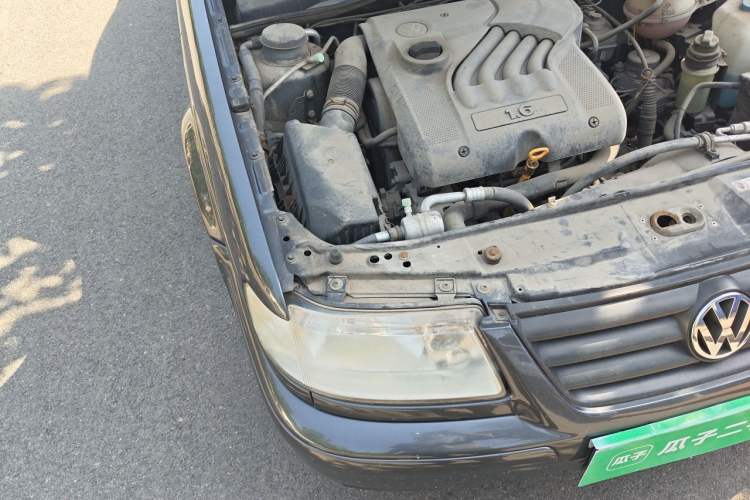 Used Volkswagen Jetta 2008 CIF Spring Model Engine Bay Right