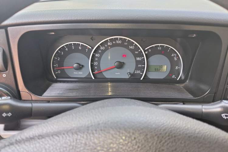 Used Volkswagen Jetta 2008 CIF Spring Model Instrument Cluster