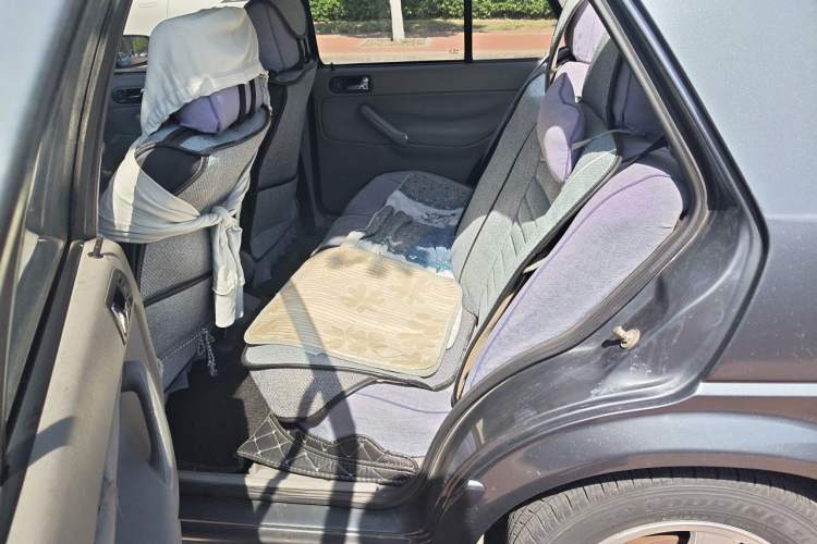 Used Volkswagen Jetta 2008 CIF Spring Model Left Rear Seat