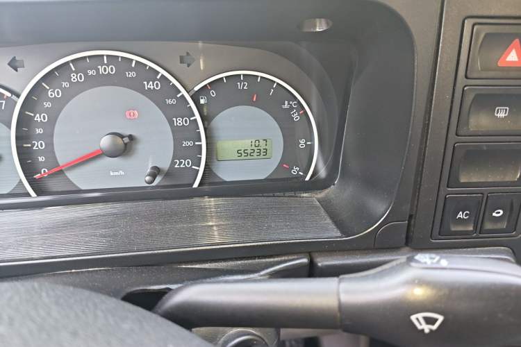 Used Volkswagen Jetta 2008 CIF Spring Model Odometer Close Up