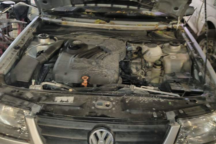 Used Volkswagen Jetta 2008 CiF-P Partner Engine Bay