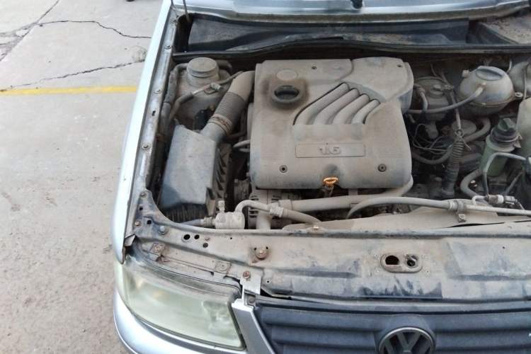 Used Volkswagen Jetta 2008 CIF Spring Model Engine Bay Right