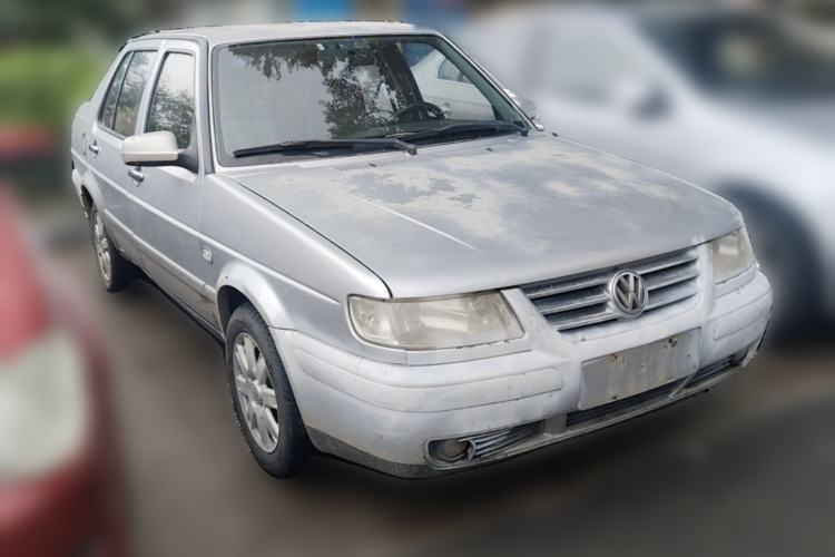 Used Volkswagen Jetta 2008 CiF-P Partner Front Right 45 Deg