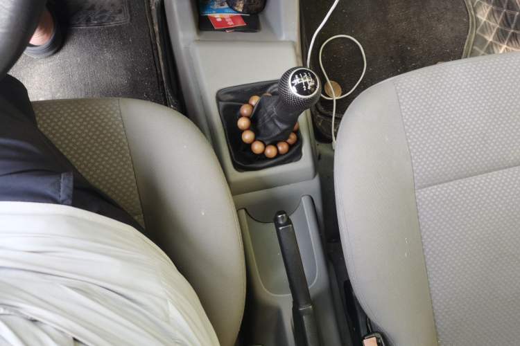 Used Volkswagen Jetta 2008 CiF-P Partner Gear Lever