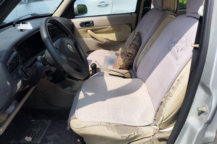 Used Volkswagen Jetta 2008 GiF Avant-Garde Left Front Seat