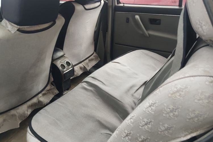 Used Volkswagen Jetta 2008 CiF-P Partner Left Rear Seat