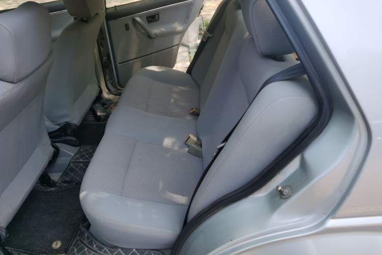 Used Volkswagen Jetta 2008 CiF-P Partner Left Rear Seat