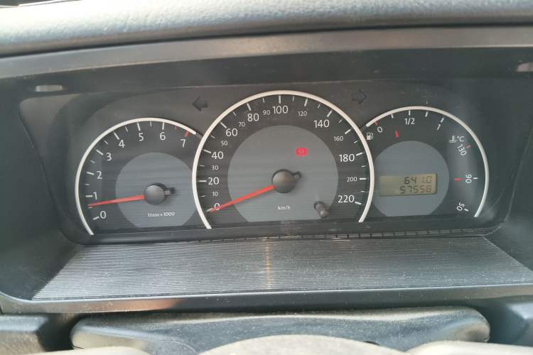 Used Volkswagen Jetta 2008 GiF Avant-Garde Odometer Close Up