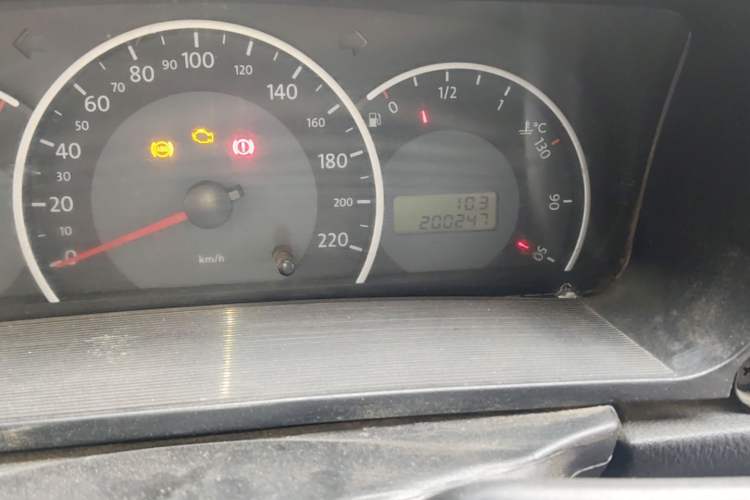 Used Volkswagen Jetta 2008 CiF-P Partner Odometer Close Up