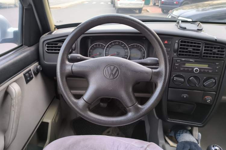 Used Volkswagen Jetta 2008 CiF-P Partner Steering Wheel