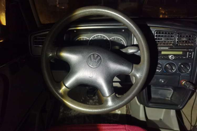 Used Volkswagen Jetta 2008 CIX-P Partner Model Steering Wheel