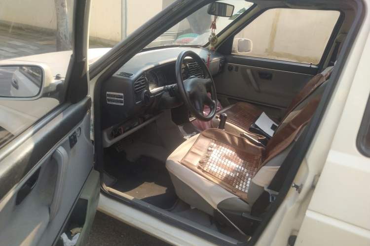 Used Volkswagen Jetta 2008 CiF-P Partner Driver Seat