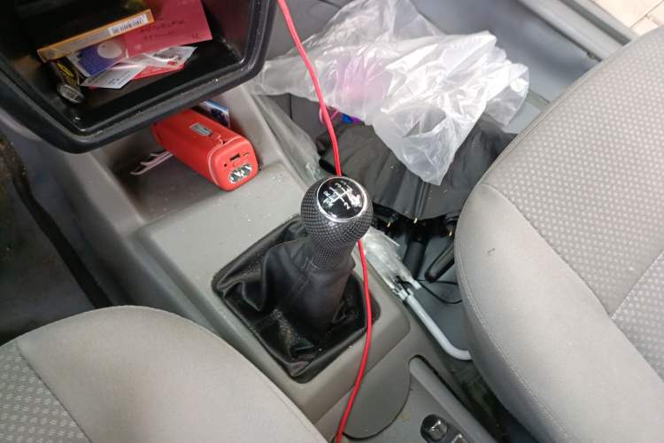 Used Volkswagen Jetta 2008 CIX-P Partner Model Gear Lever