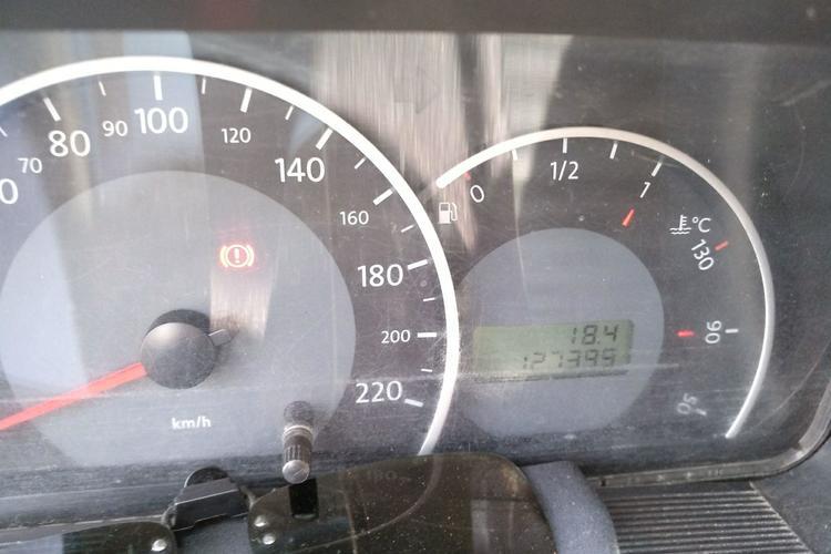 Used Volkswagen Jetta 2008 CIF Spring Model Odometer Close Up