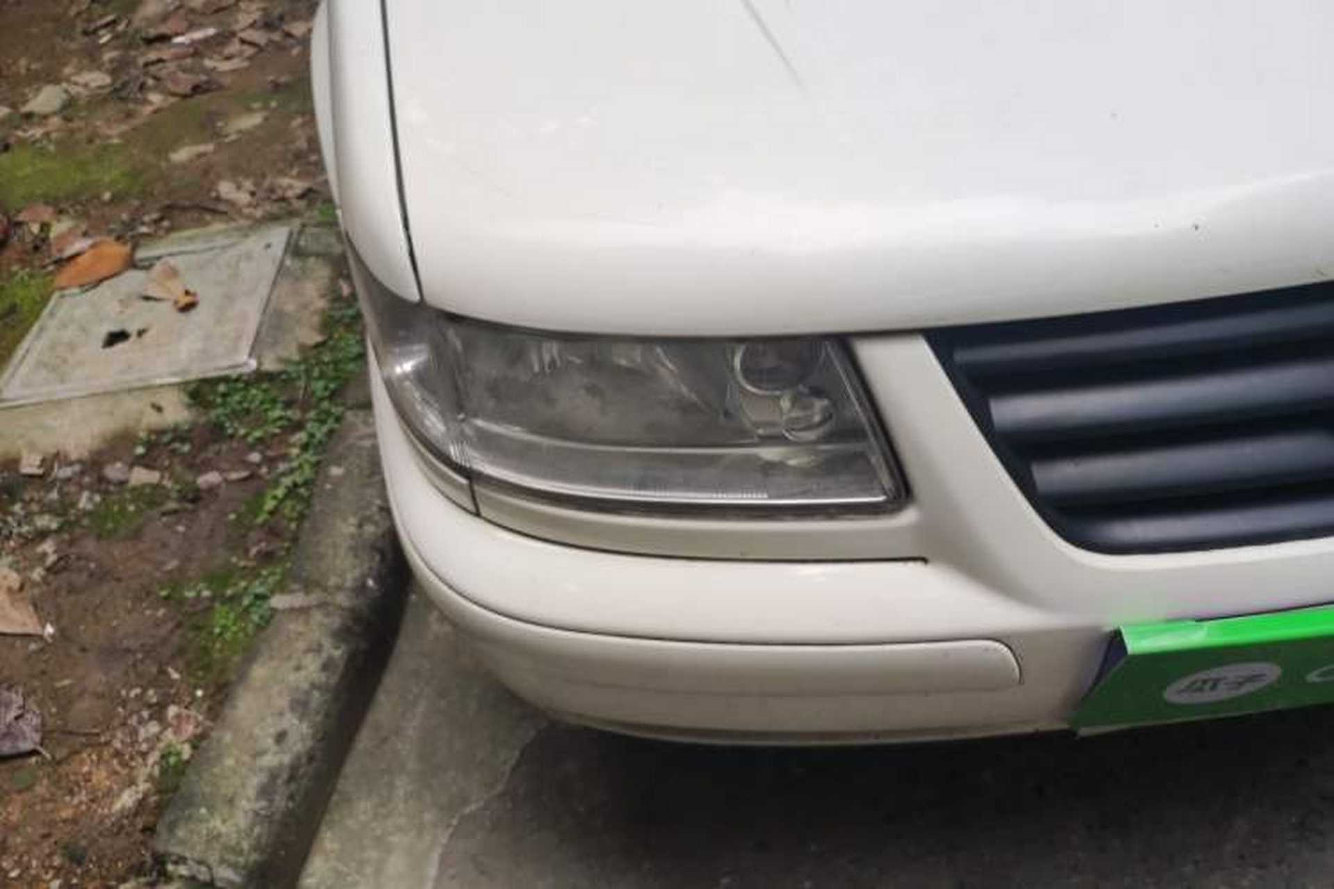 Used Volkswagen Jetta 2008 CiF-P Partner Right Front Headlight