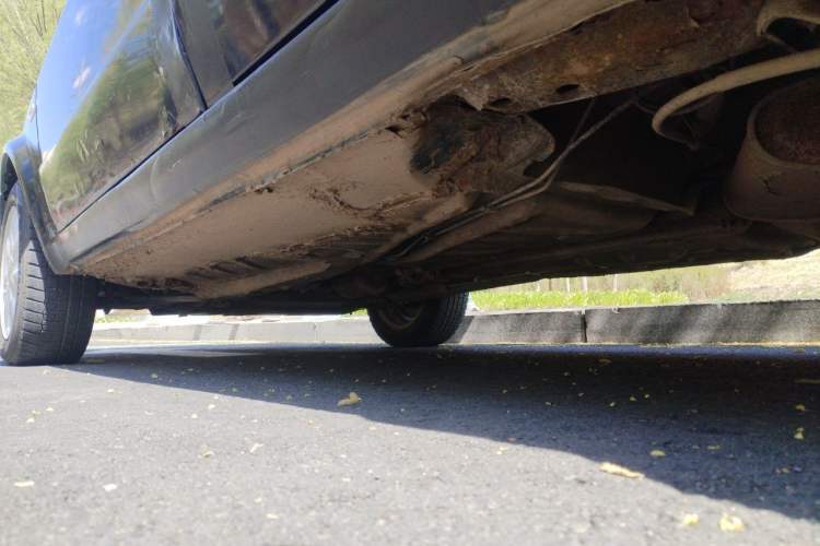 Used Volkswagen Jetta 2010 1.6L Vanguard Chassis Rear Left