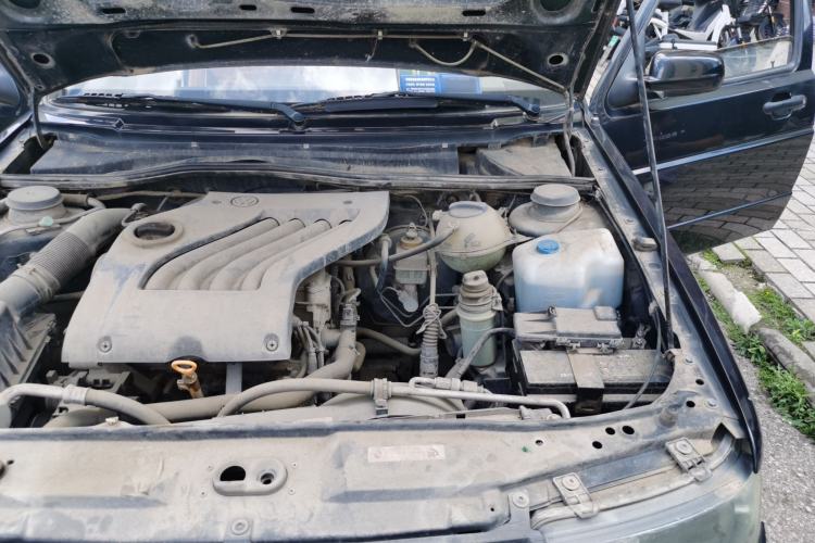 Used Volkswagen Jetta 2010 1.6L Partner Engine Bay Left