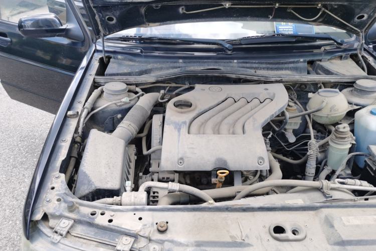 Used Volkswagen Jetta 2010 1.6L Partner Engine Bay Right
