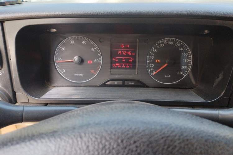 Used Volkswagen Jetta 2010 1.6L Vanguard Instrument Cluster