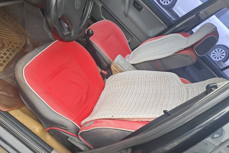 Used Volkswagen Jetta 2010 1.6L Partner Left Front Seat