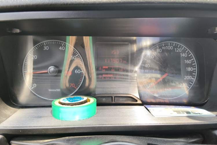 Used Volkswagen Jetta 2010 1.6L Partner Odometer Close Up