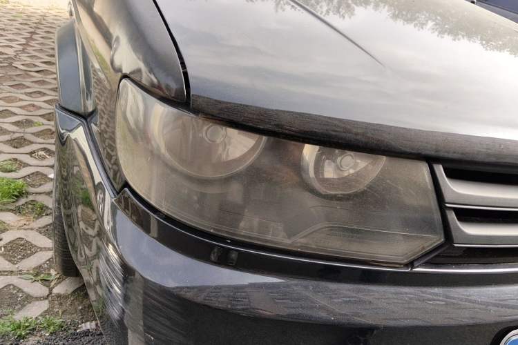 Used Volkswagen Jetta 2010 1.6L Partner Right Front Headlight