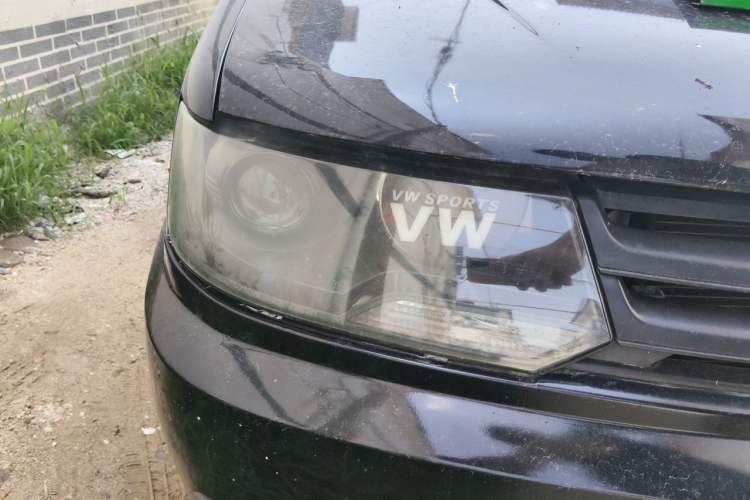 Used Volkswagen Jetta 2010 1.6L Partner Right Front Headlight