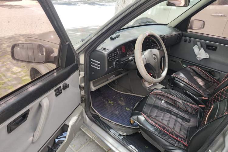 Used Volkswagen Jetta 2010 1.6L Partner Driver Seat