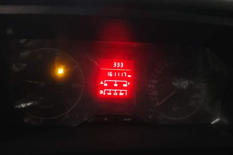 Used Volkswagen Jetta 2010 1.6L Partner Odometer Close Up