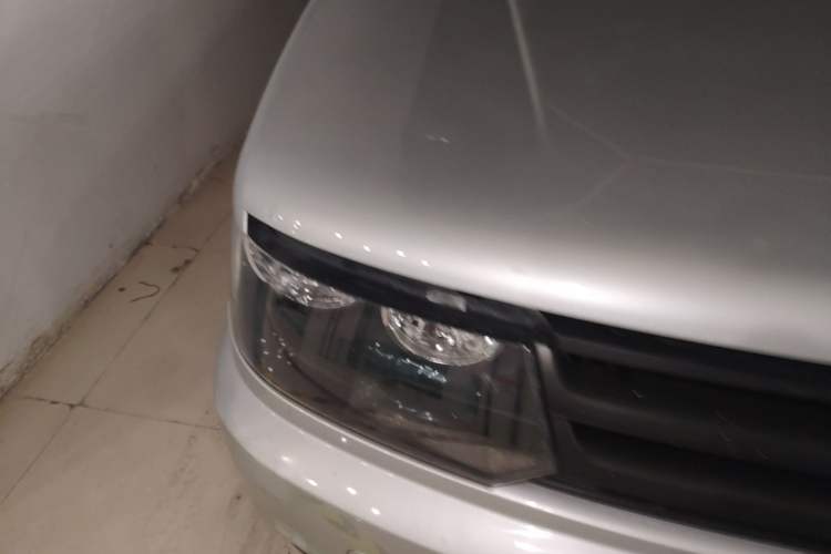 Used Volkswagen Jetta 2010 1.6L Partner Right Front Headlight