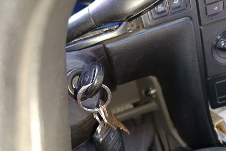 Used Volkswagen Jetta 2010 1.6L Partner Vehicle Key