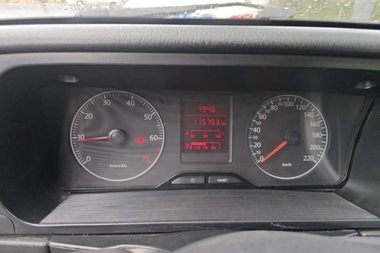 Used Volkswagen Jetta 2010 1.6L Partner Instrument Cluster