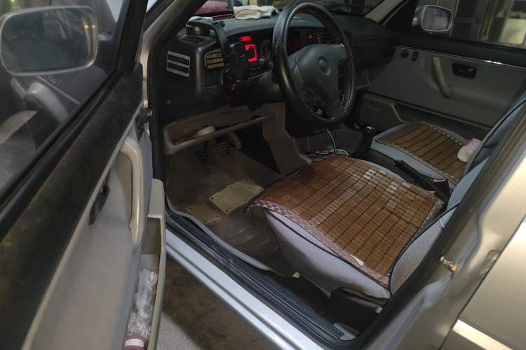 Used Volkswagen Jetta 2010 1.6L Partner Driver Seat