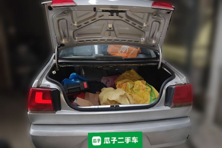 Used Volkswagen Jetta 2010 1.6L Partner Trunk